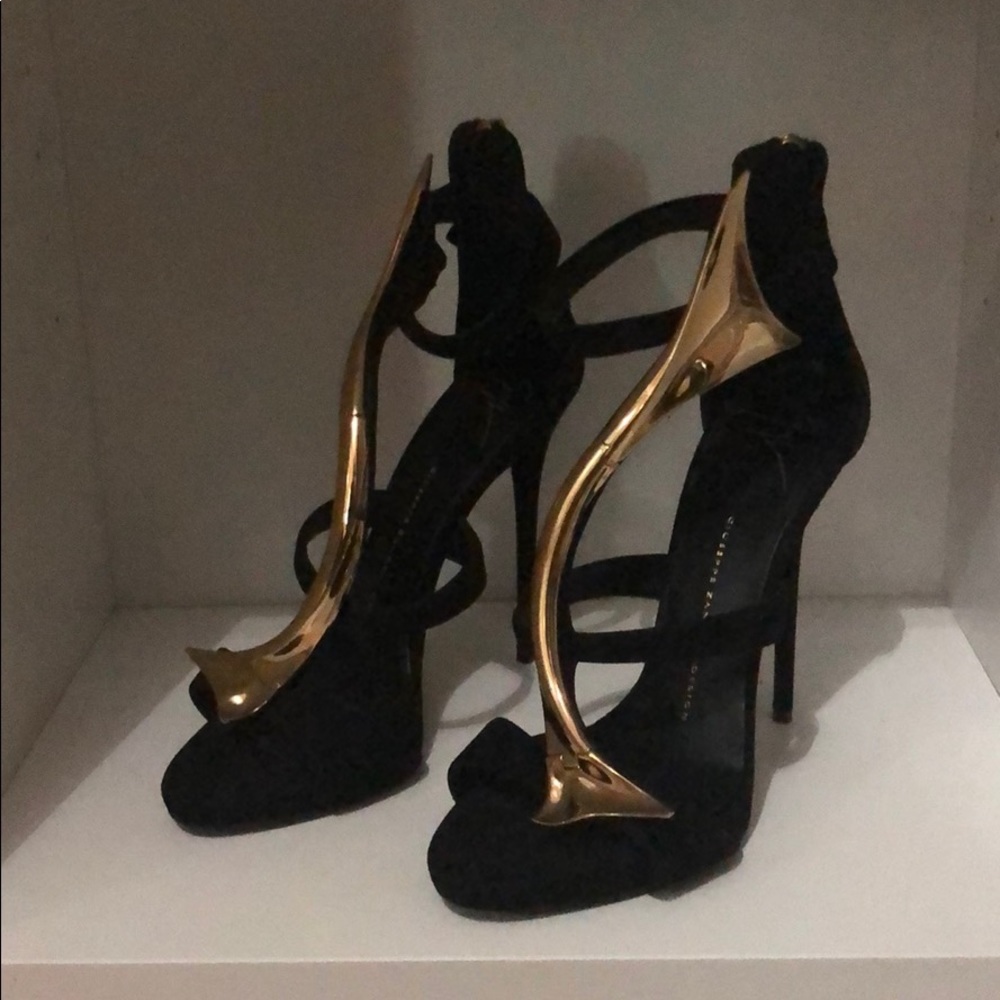 Authentic Giuseppe Zanotti